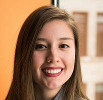 Portrait de Victoria Lawson, CFO et responsable d'une entreprise de trading financier